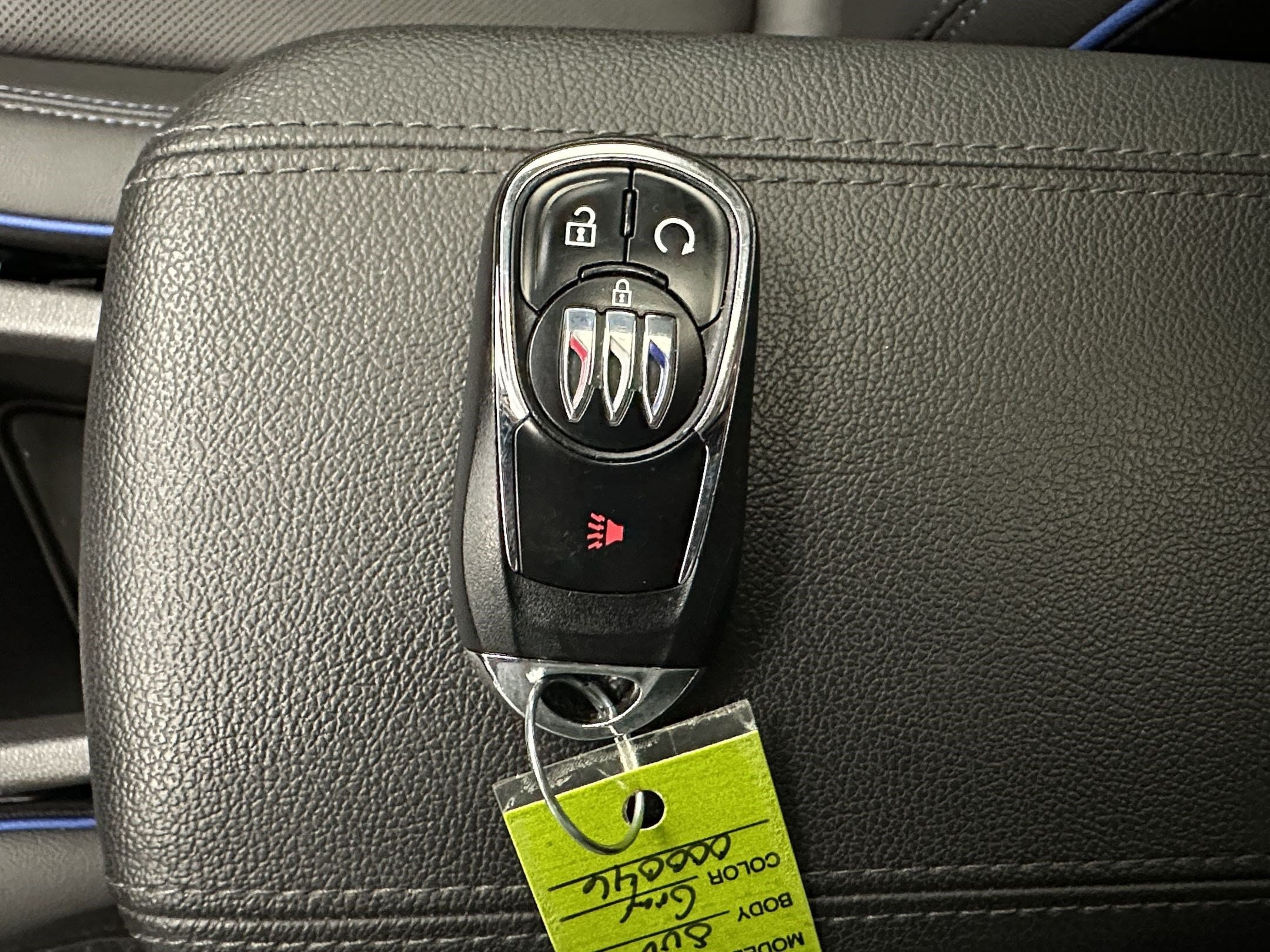 2025 Buick Encore GX Sport Touring - Photo 31