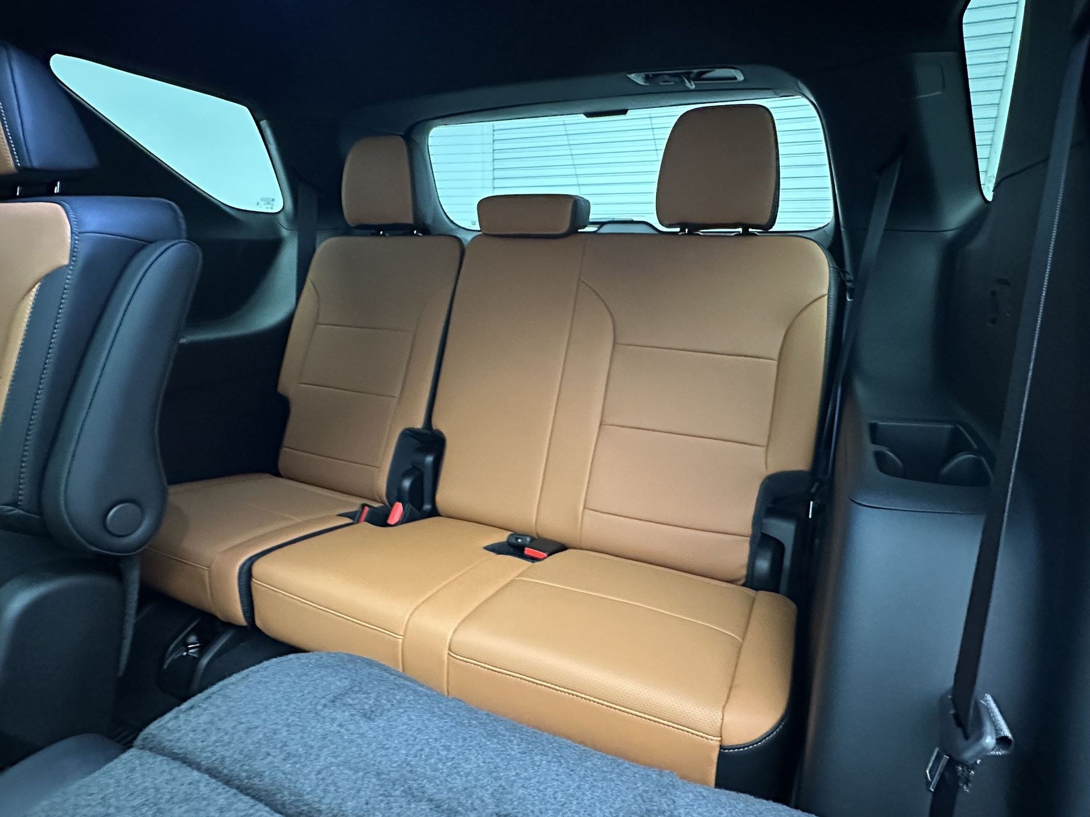 2027 Chevrolet Traverse Z71 - Photo 33