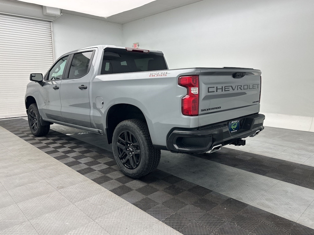 Used 2026 Chevrolet Silverado 1500 Custom Trail Boss Truck Crew Cab