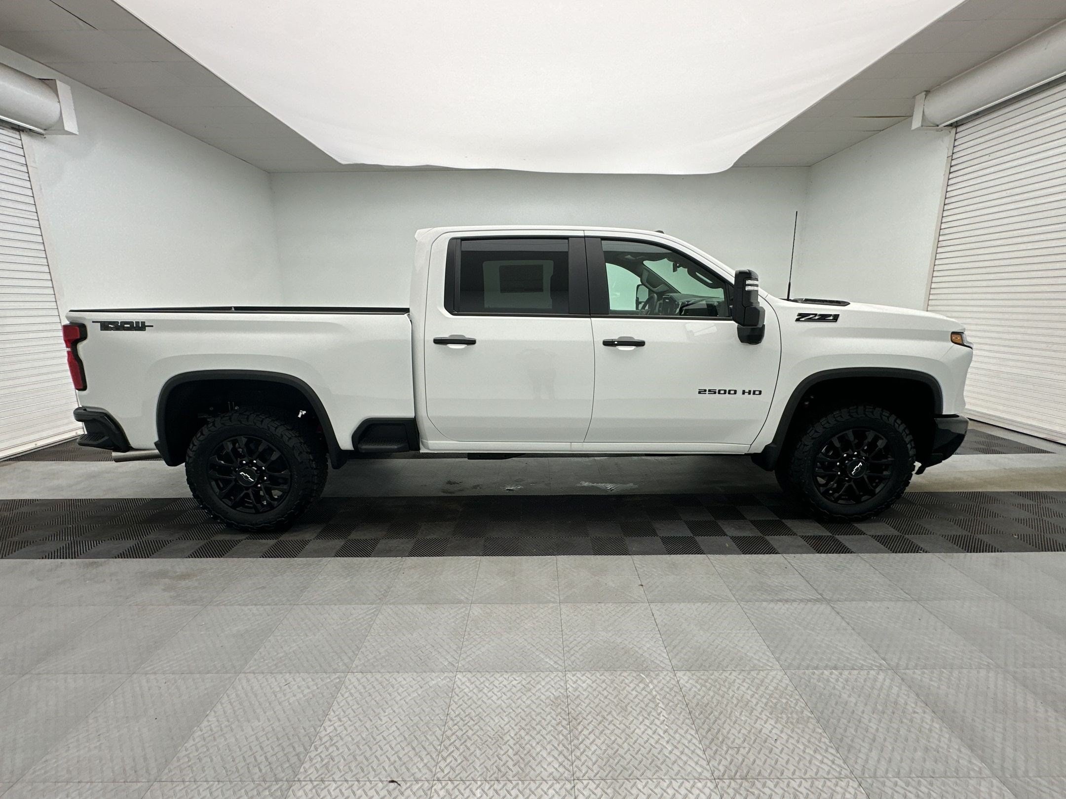2026 Chevrolet Silverado 2500 HD LT - Photo 8