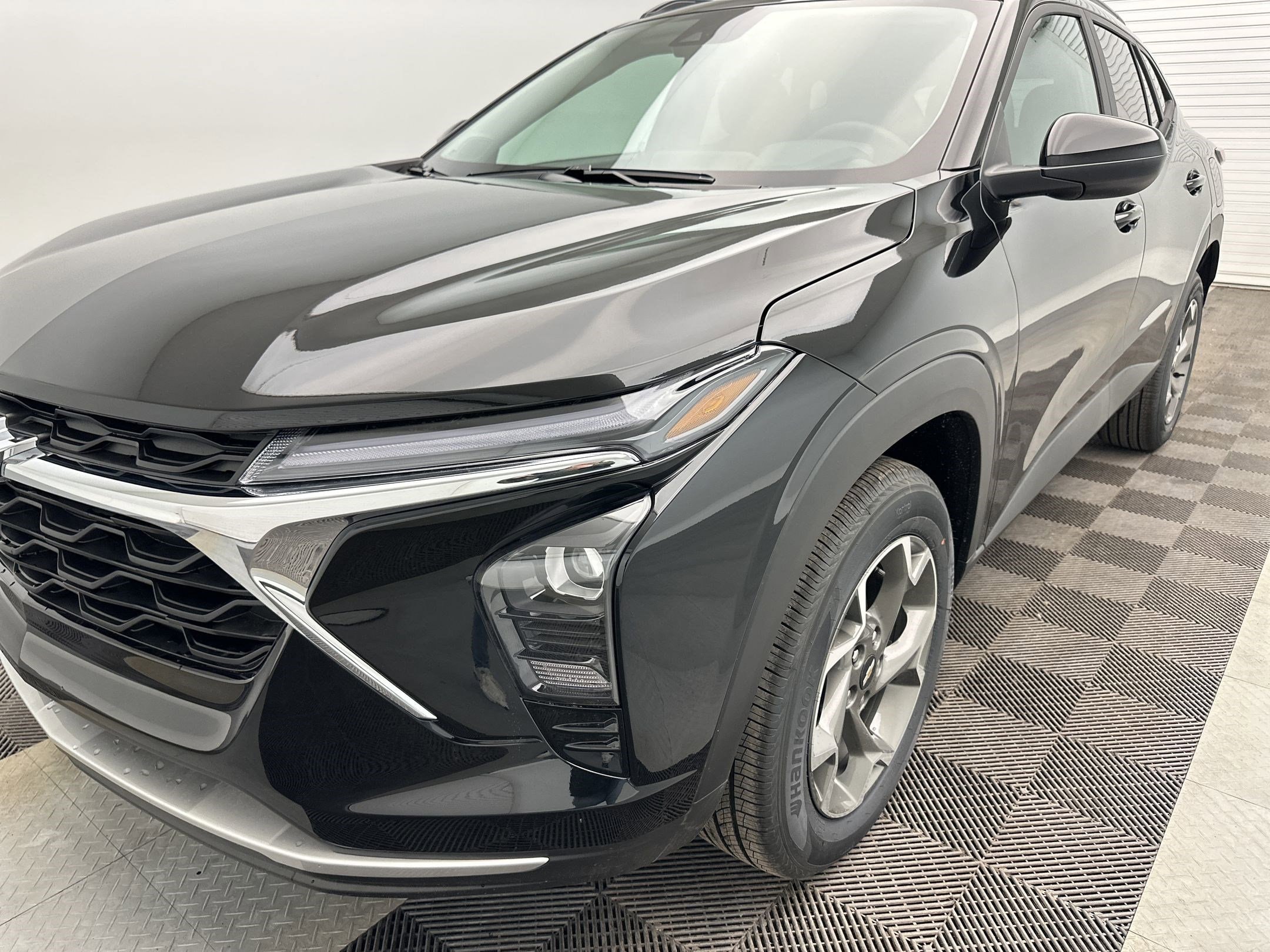2026 Chevrolet Trax LT - Photo 19