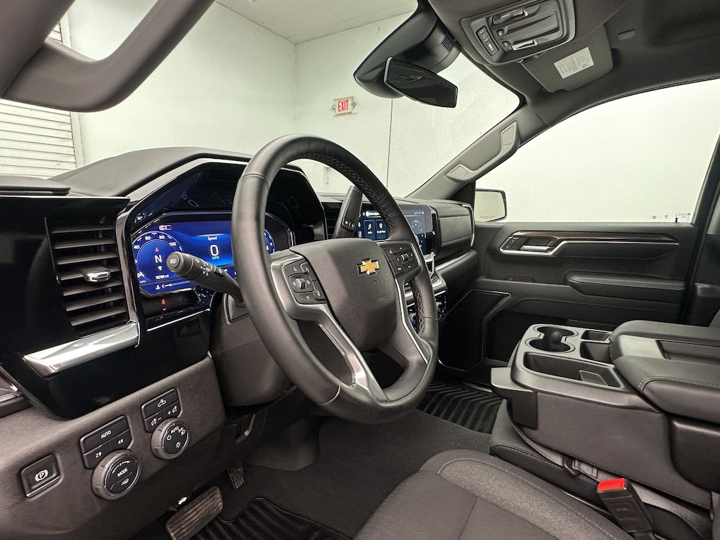Used 2025 Chevrolet Silverado 1500 LT (2FL) Truck Crew Cab