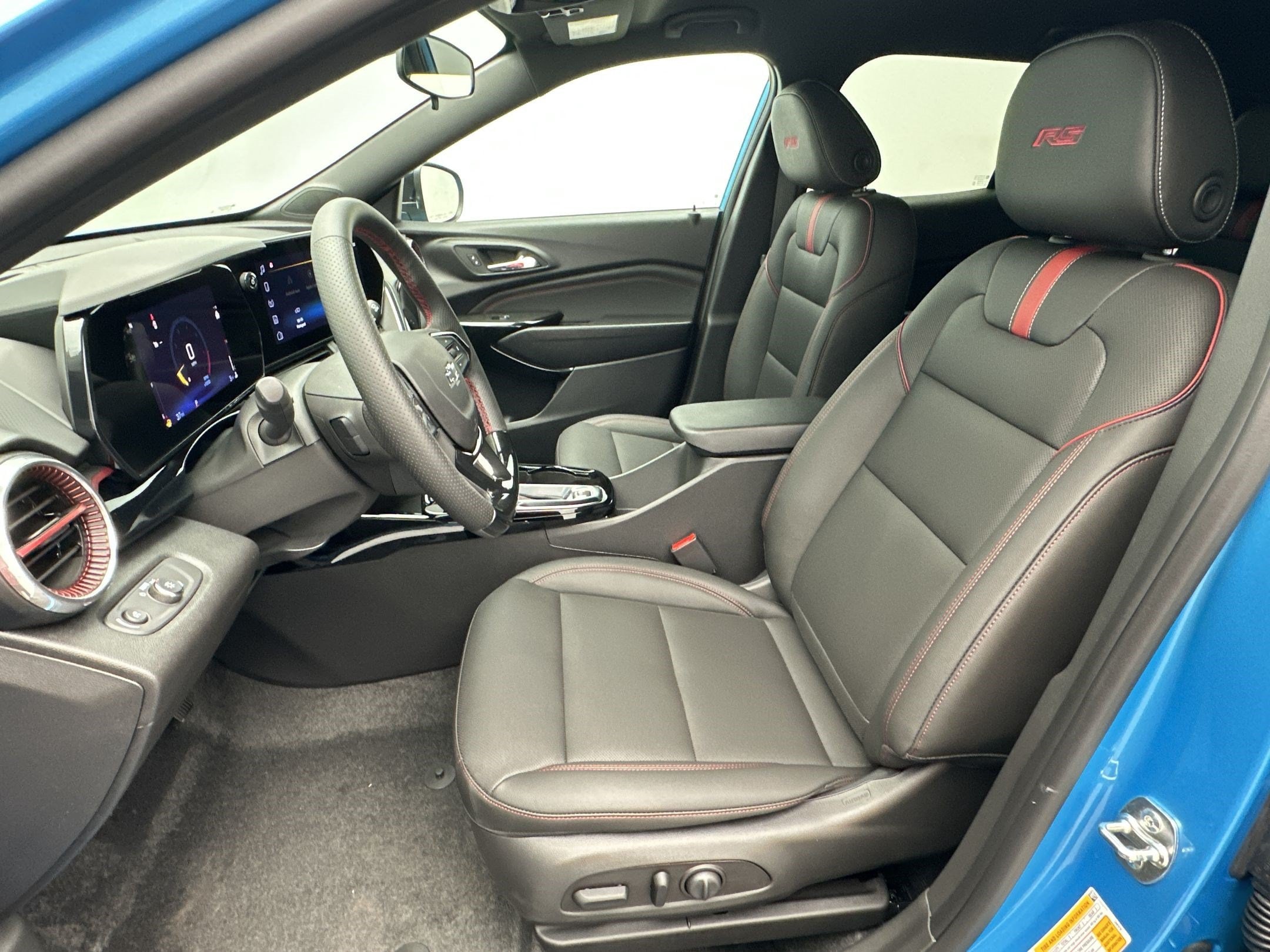 2026 Chevrolet Trax RS - Photo 5