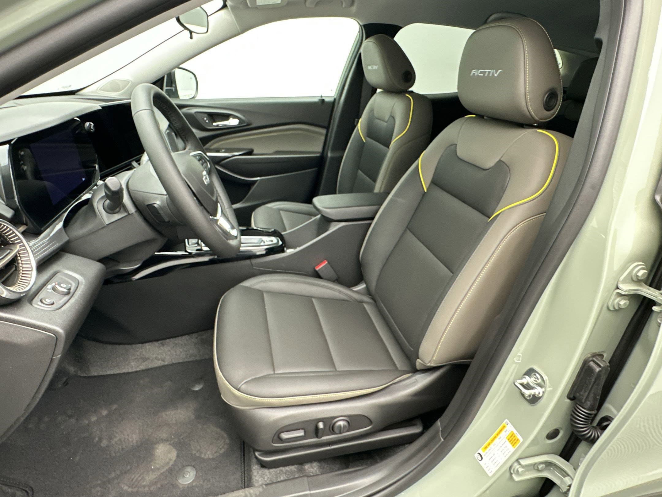 2026 Chevrolet Trax Activ - Photo 5