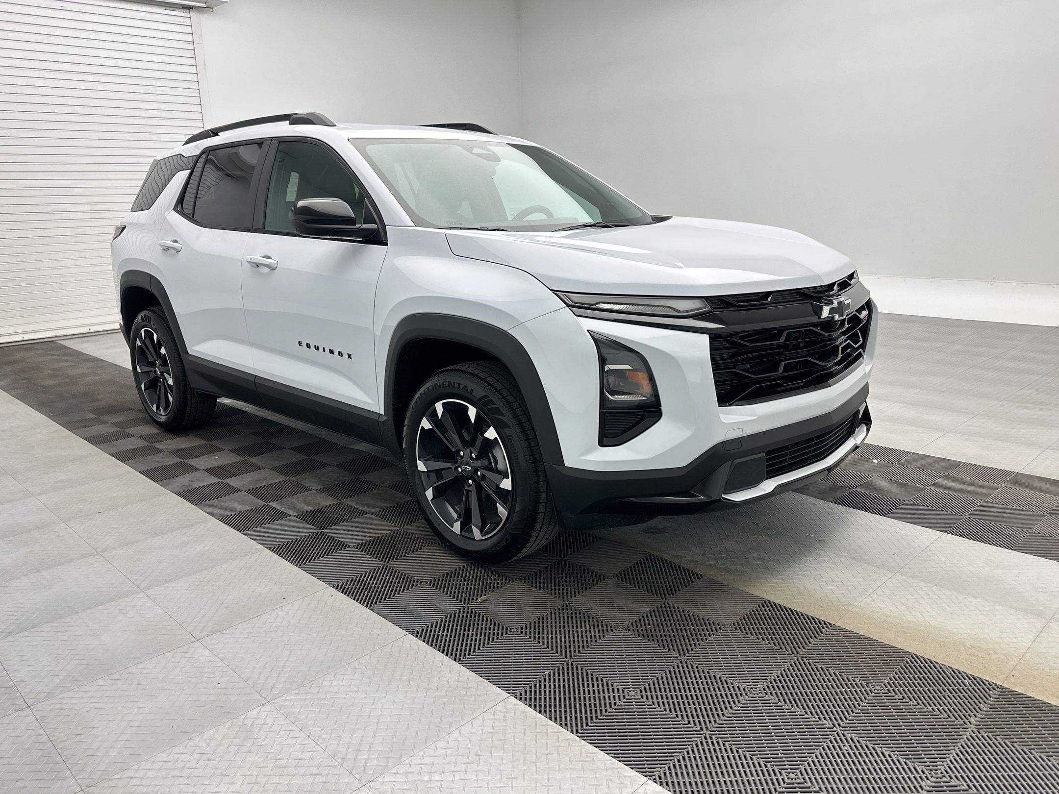 2027 Chevrolet Equinox RS - Photo 7