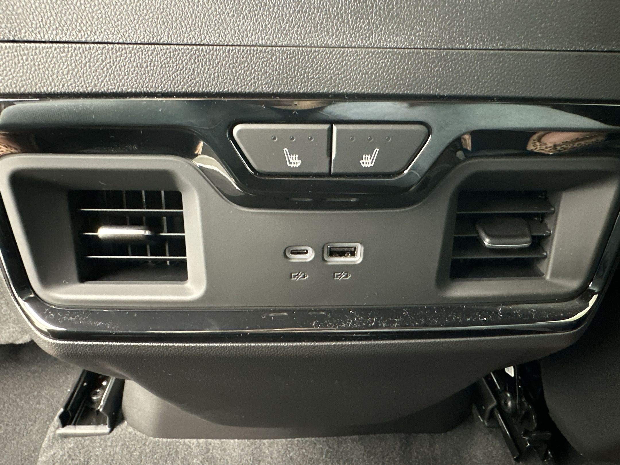 2026 Chevrolet Silverado 1500 ZR2 - Photo 31