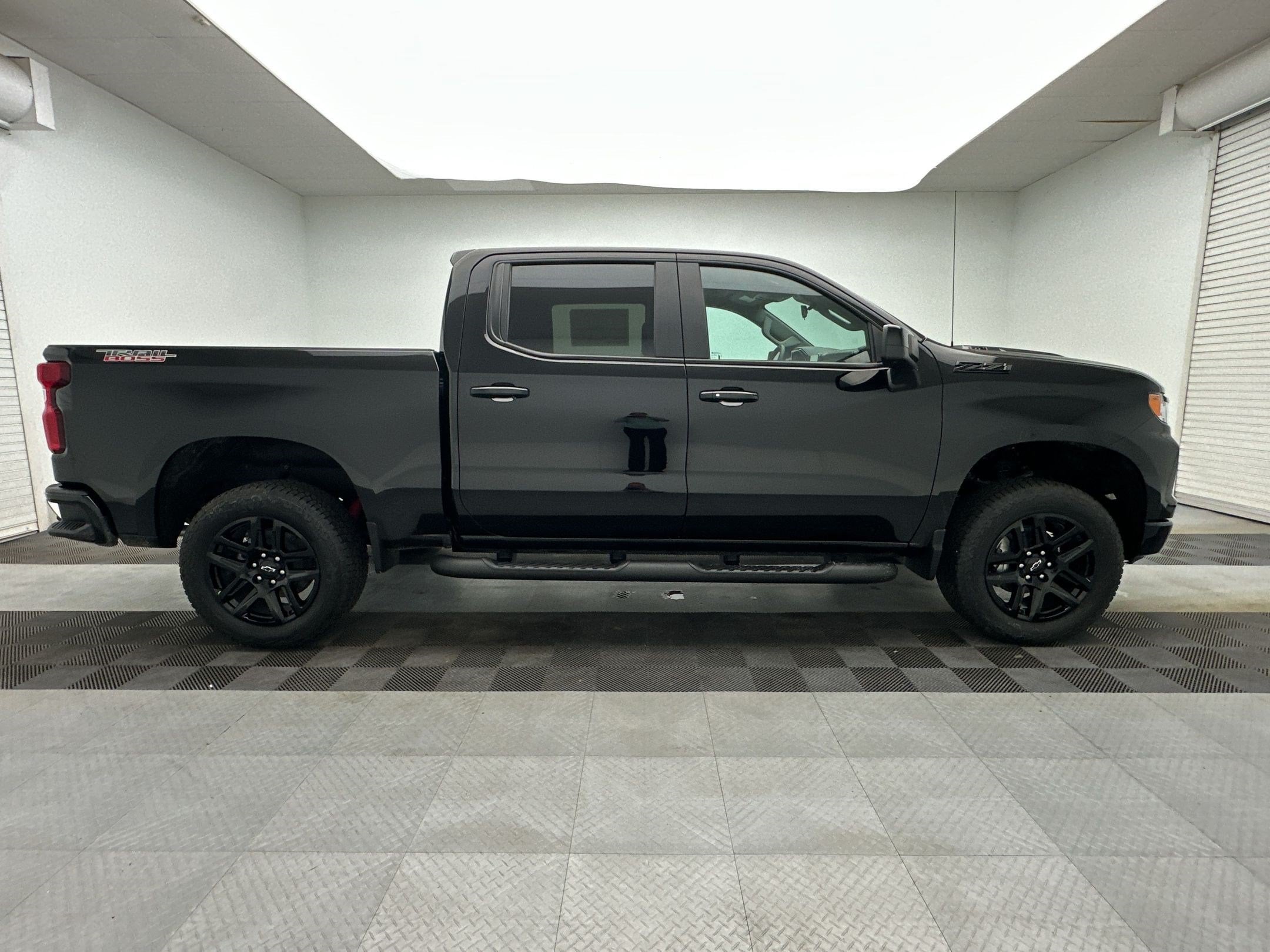 2026 Chevrolet Silverado 1500 LT Trail Boss - Photo 8