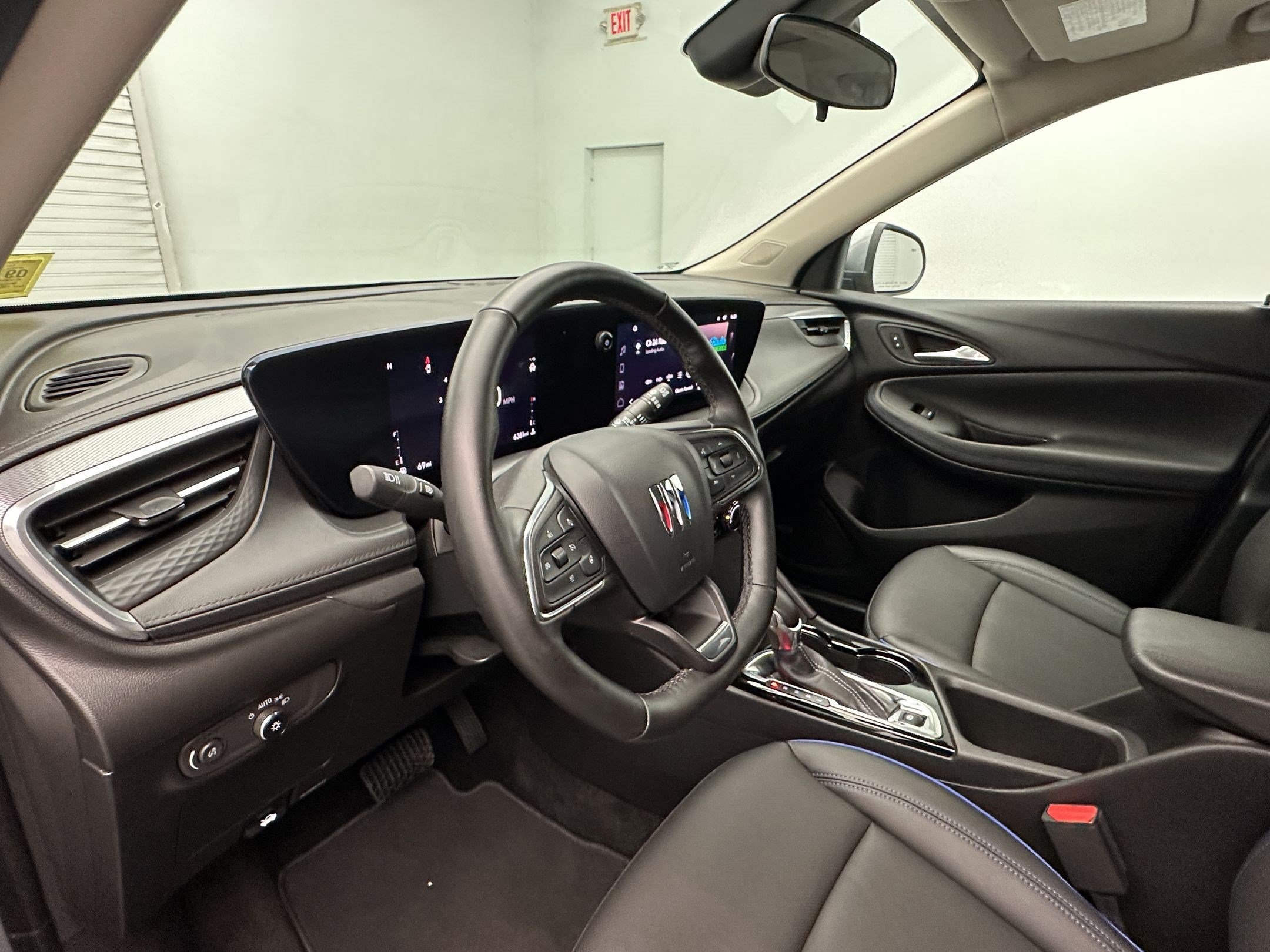 2025 Buick Encore GX Sport Touring - Photo 4