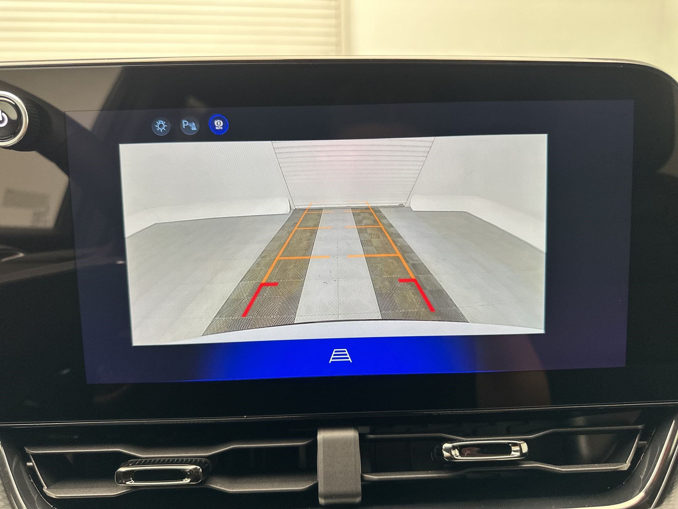 2027 Chevrolet Equinox RS - Photo 19