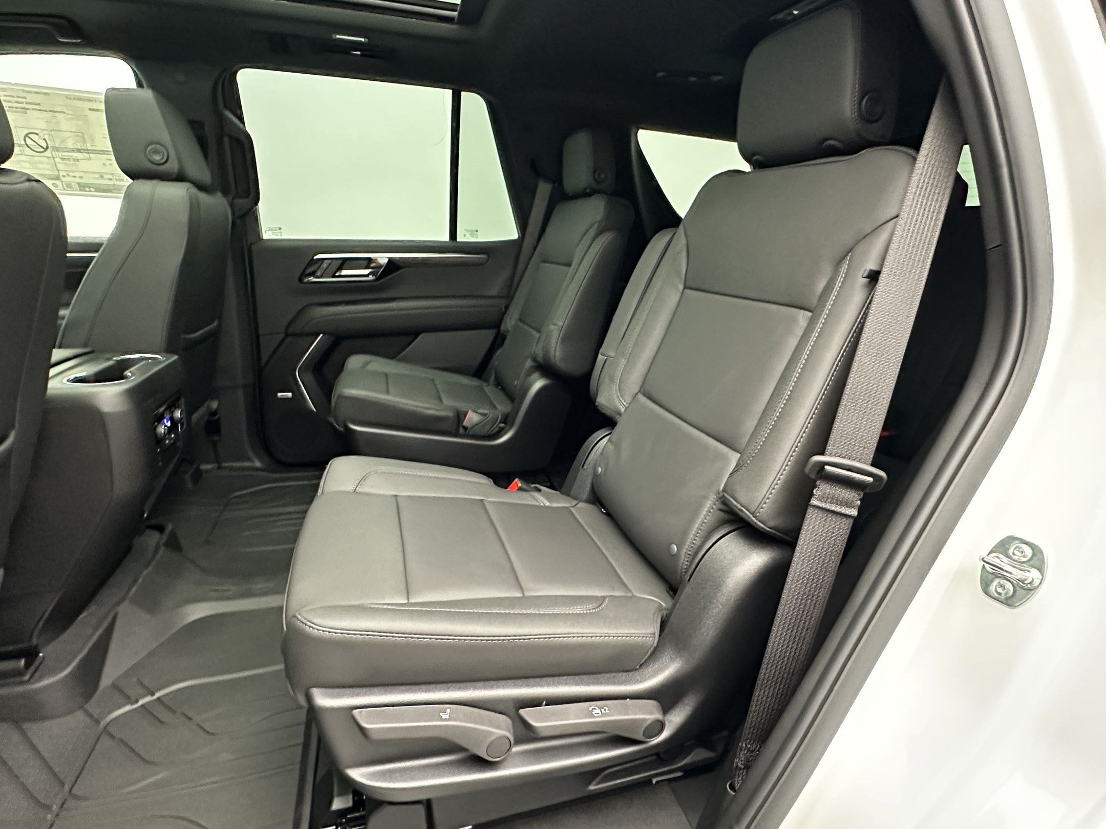 2026 Chevrolet Tahoe LT - Photo 24
