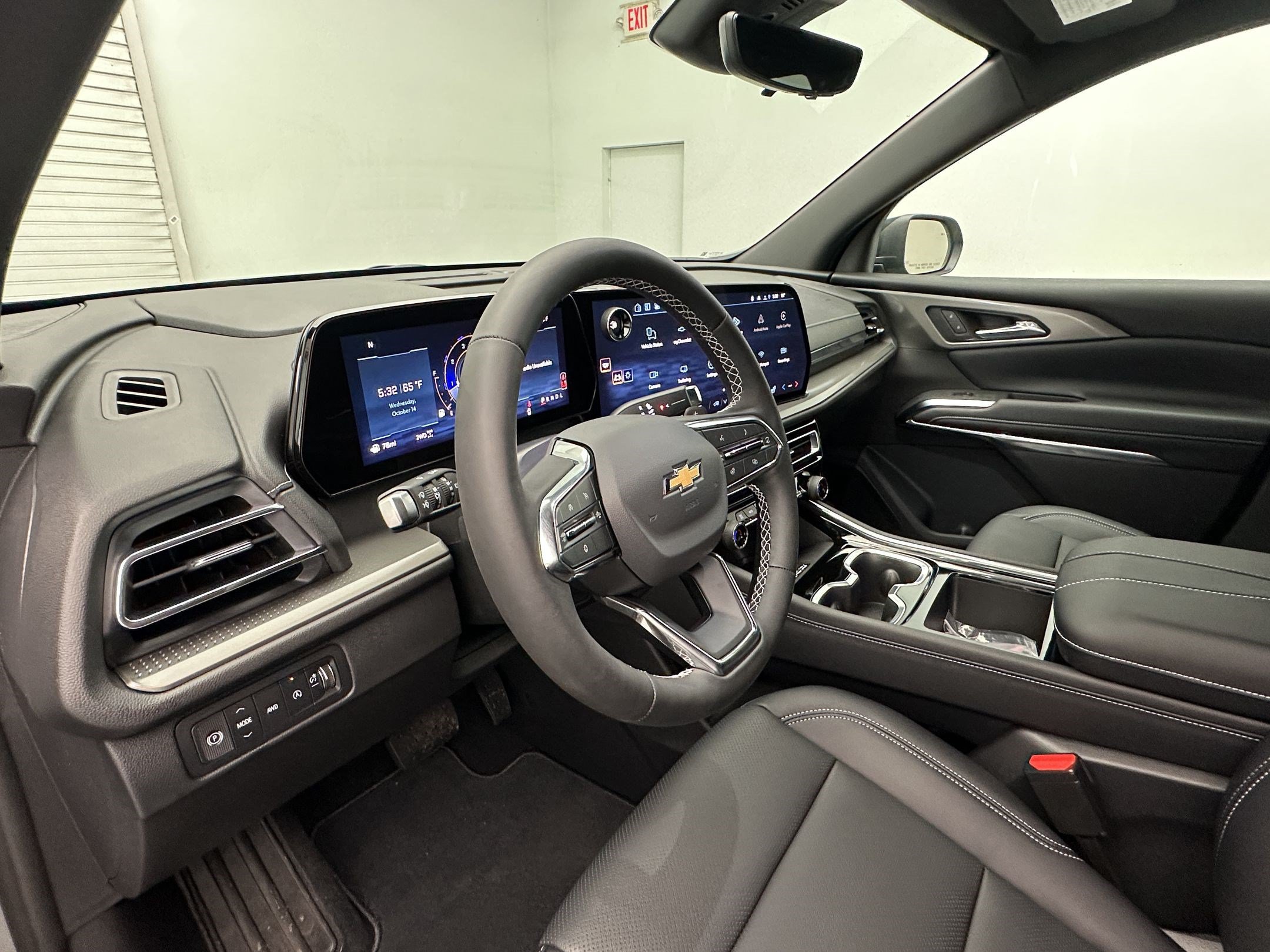 New 2027 Chevrolet Traverse LT SUV