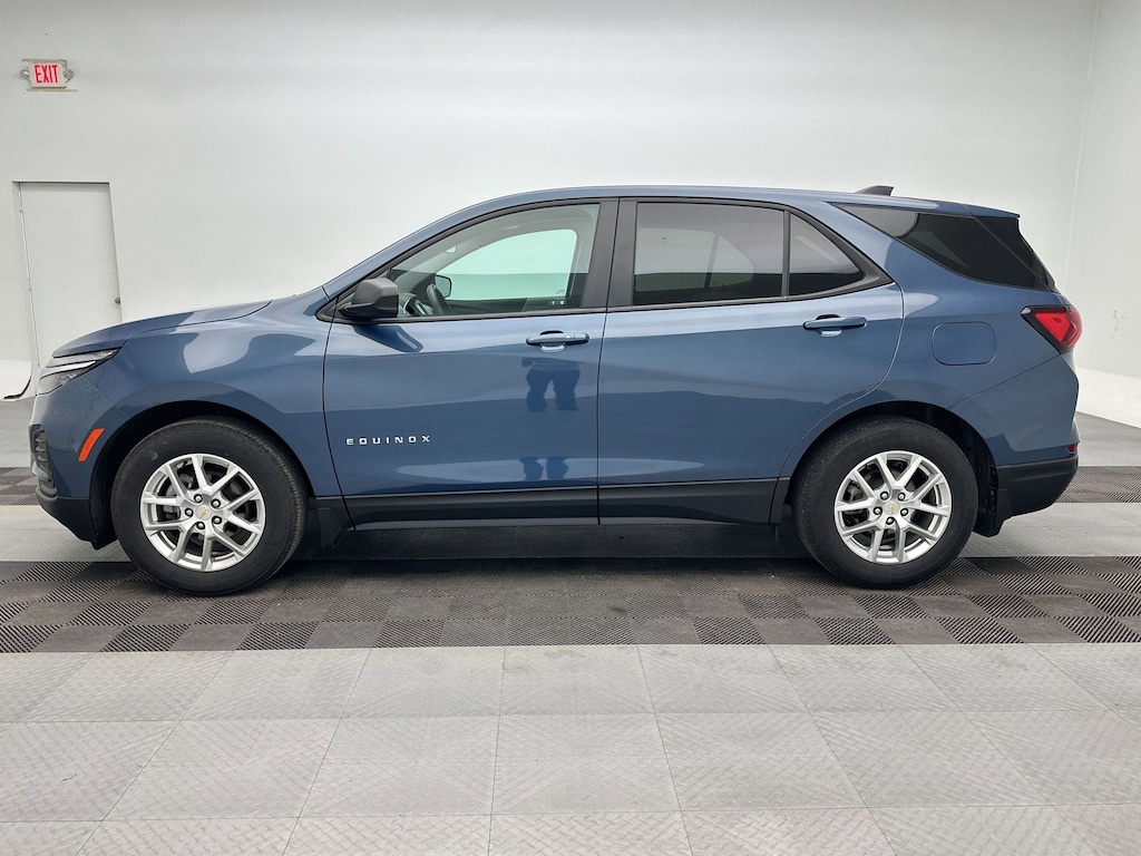 Used 2024 Chevrolet Equinox LS SUV