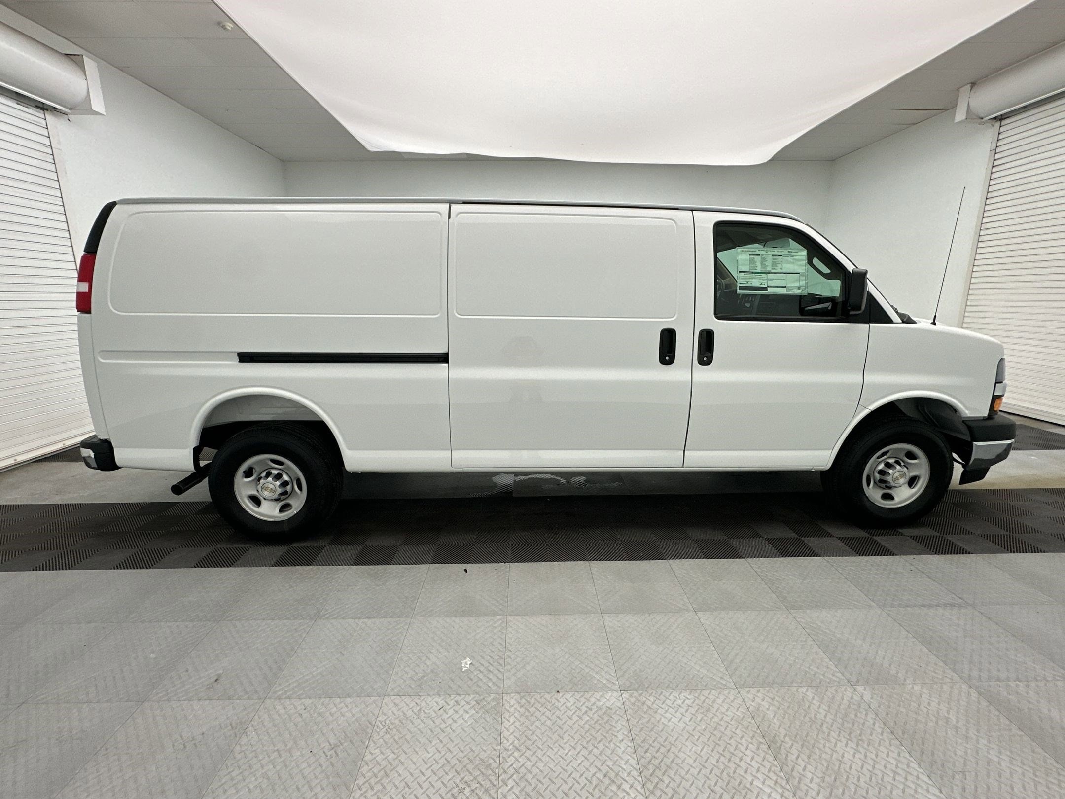 2026 Chevrolet Express Cargo Work Van - Photo 8