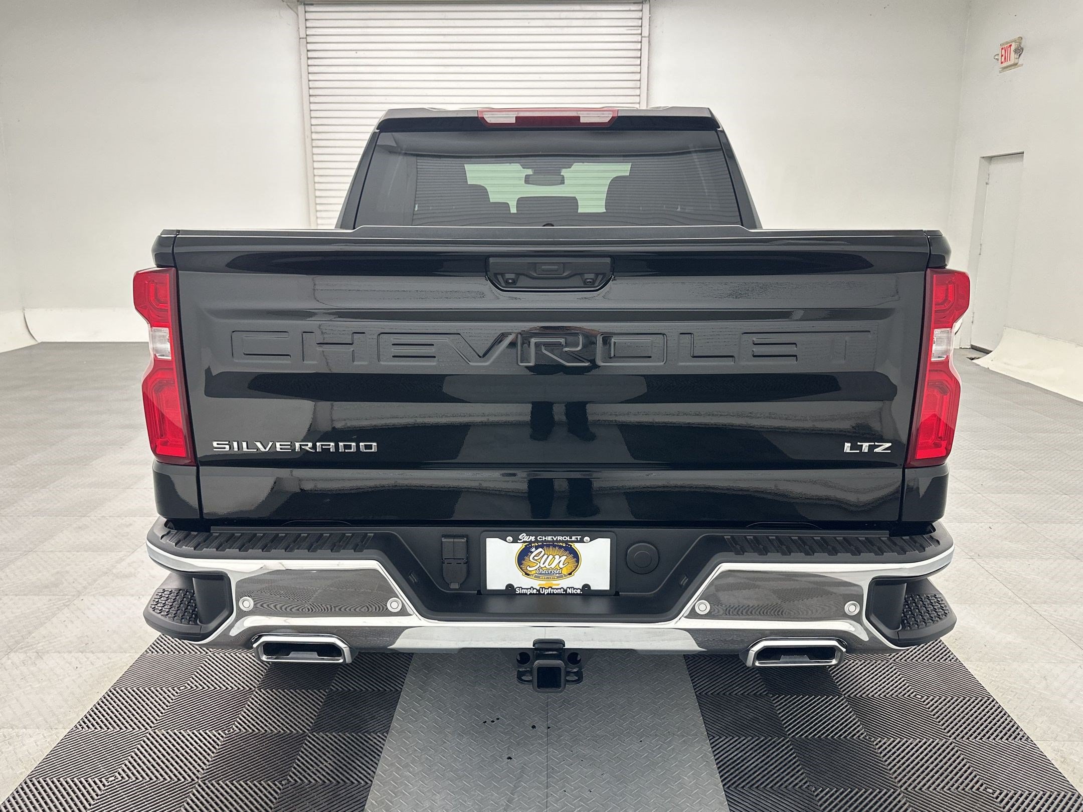 2026 Chevrolet Silverado 1500 LTZ - Photo 10