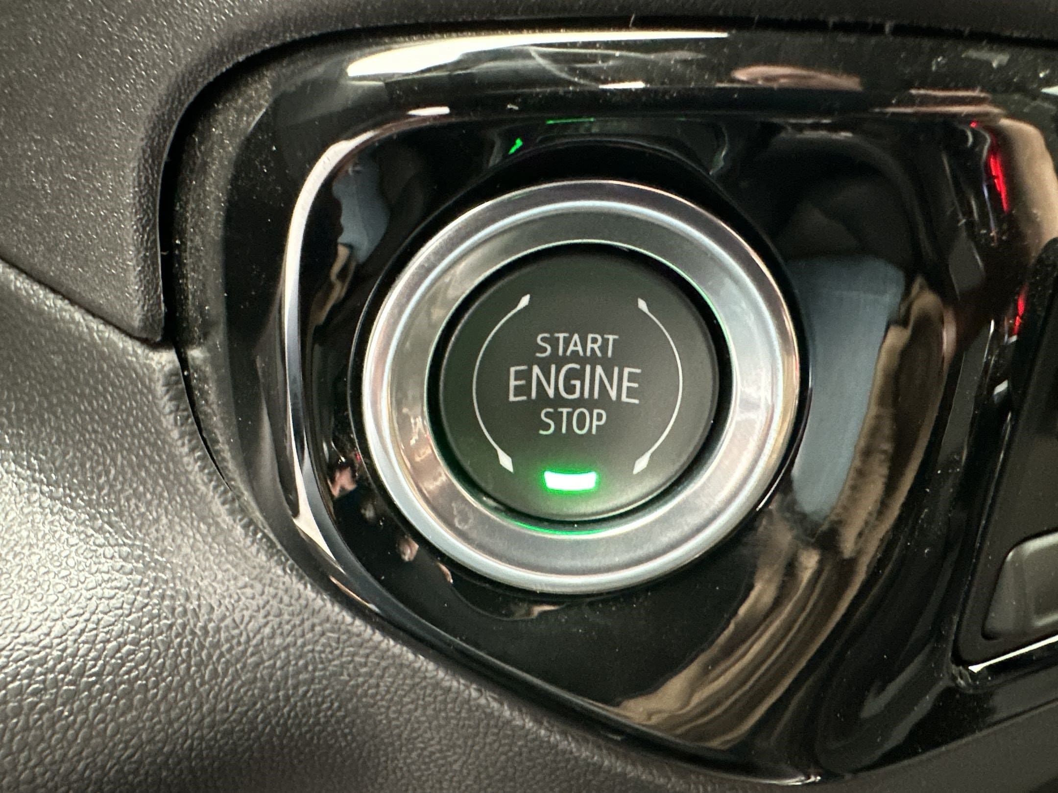 2026 Chevrolet Silverado 1500 ZR2 - Photo 16