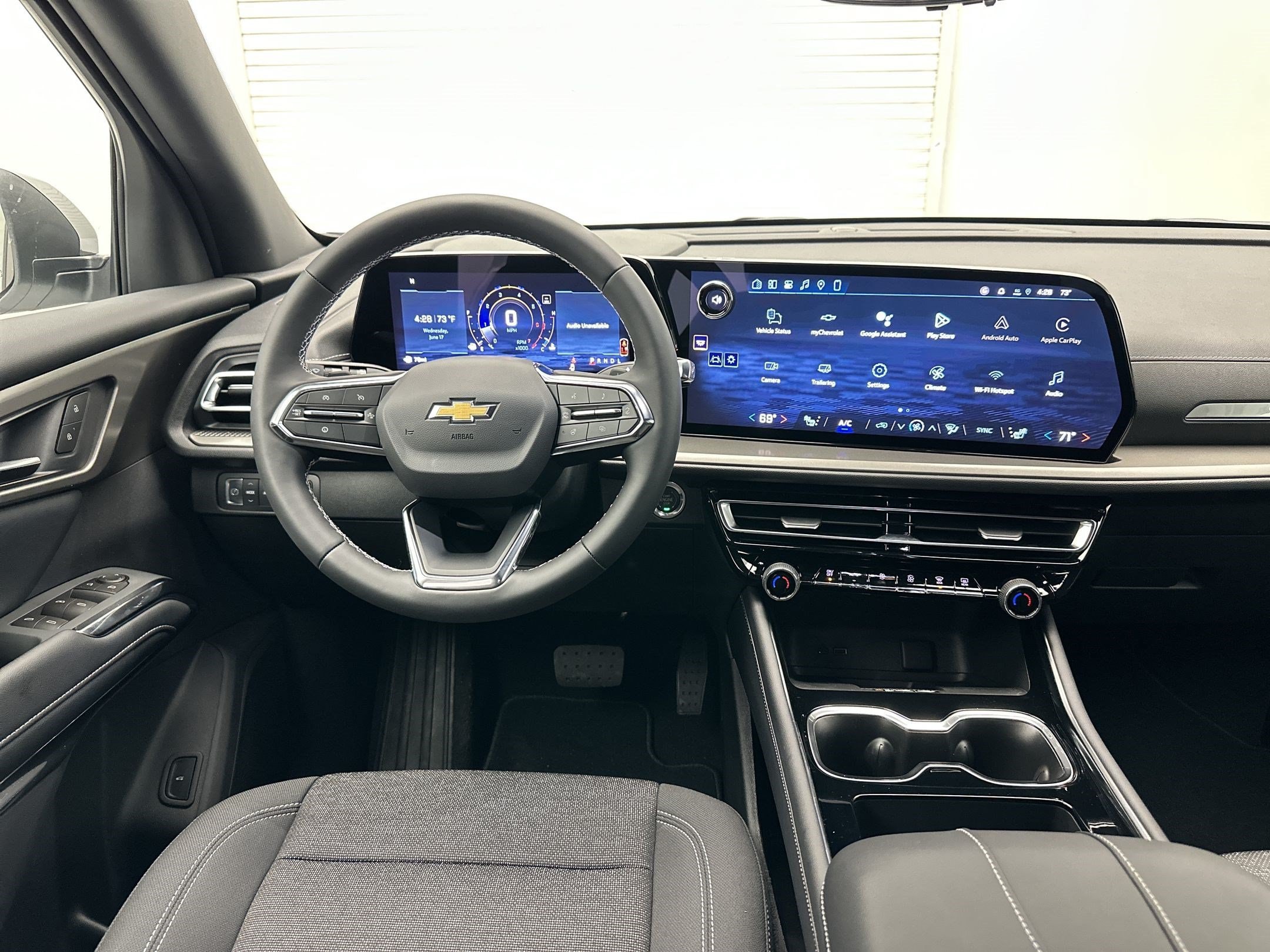2026 Chevrolet Traverse LT - Photo 26