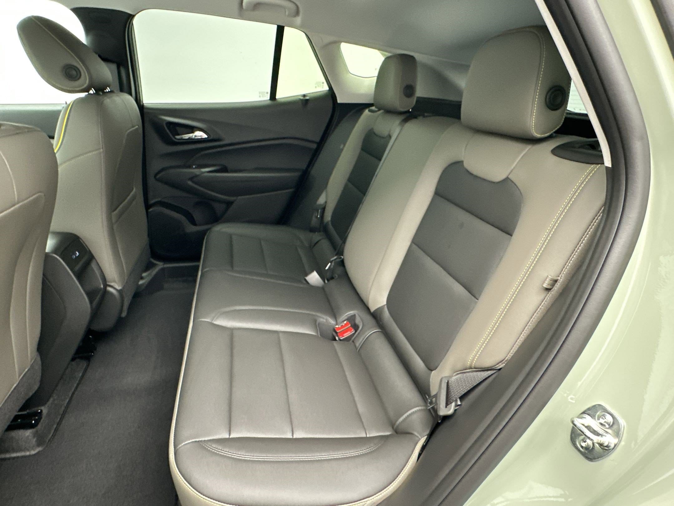 2026 Chevrolet Trax Activ - Photo 14