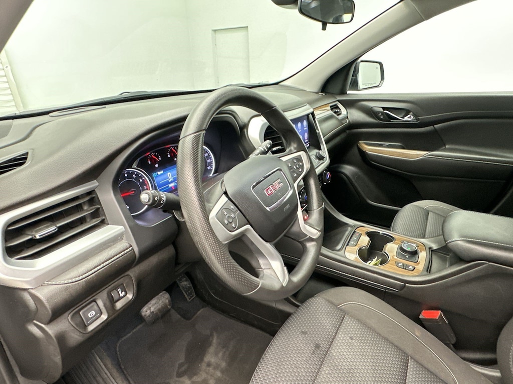Used 2023 GMC Acadia SLE SUV