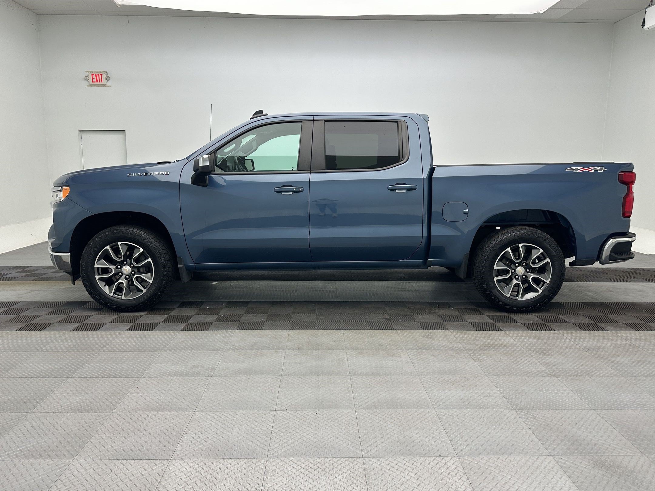 Used 2024 Chevrolet Silverado 1500 LT (2FL) Truck Crew Cab