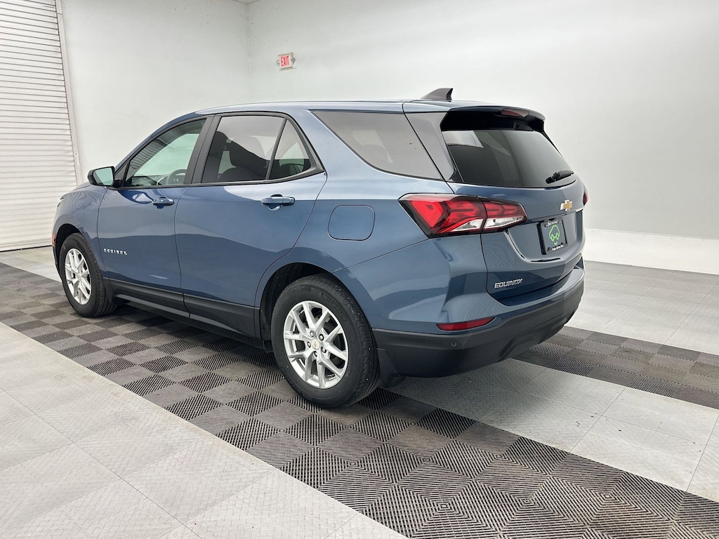 Used 2024 Chevrolet Equinox LS SUV