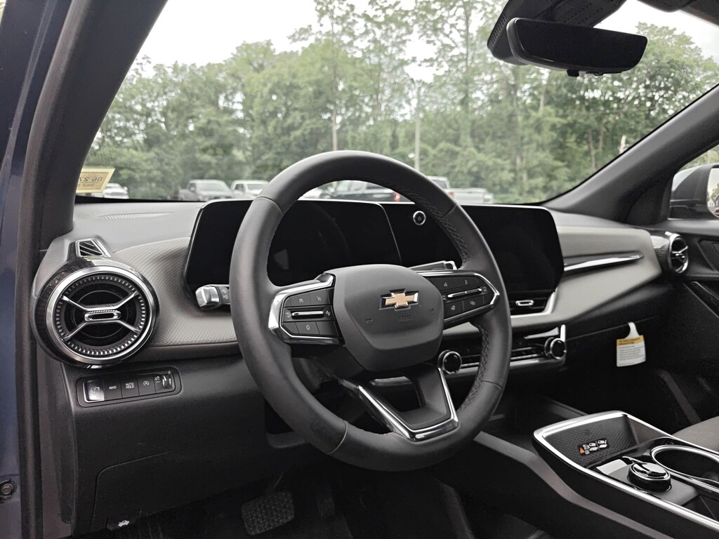 Used 2026 Chevrolet Equinox LT SUV