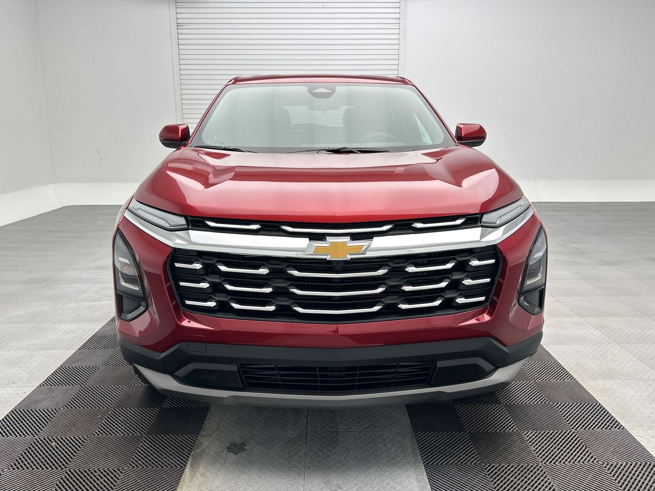 2027 Chevrolet Equinox LT - Photo 6