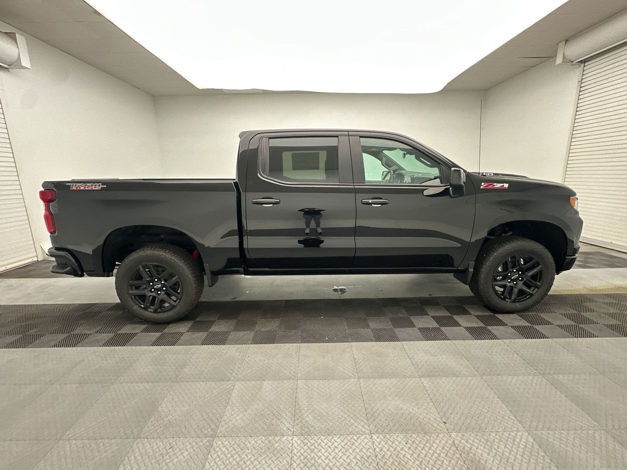 2026 Chevrolet Silverado 1500 LT Trail Boss - Photo 8