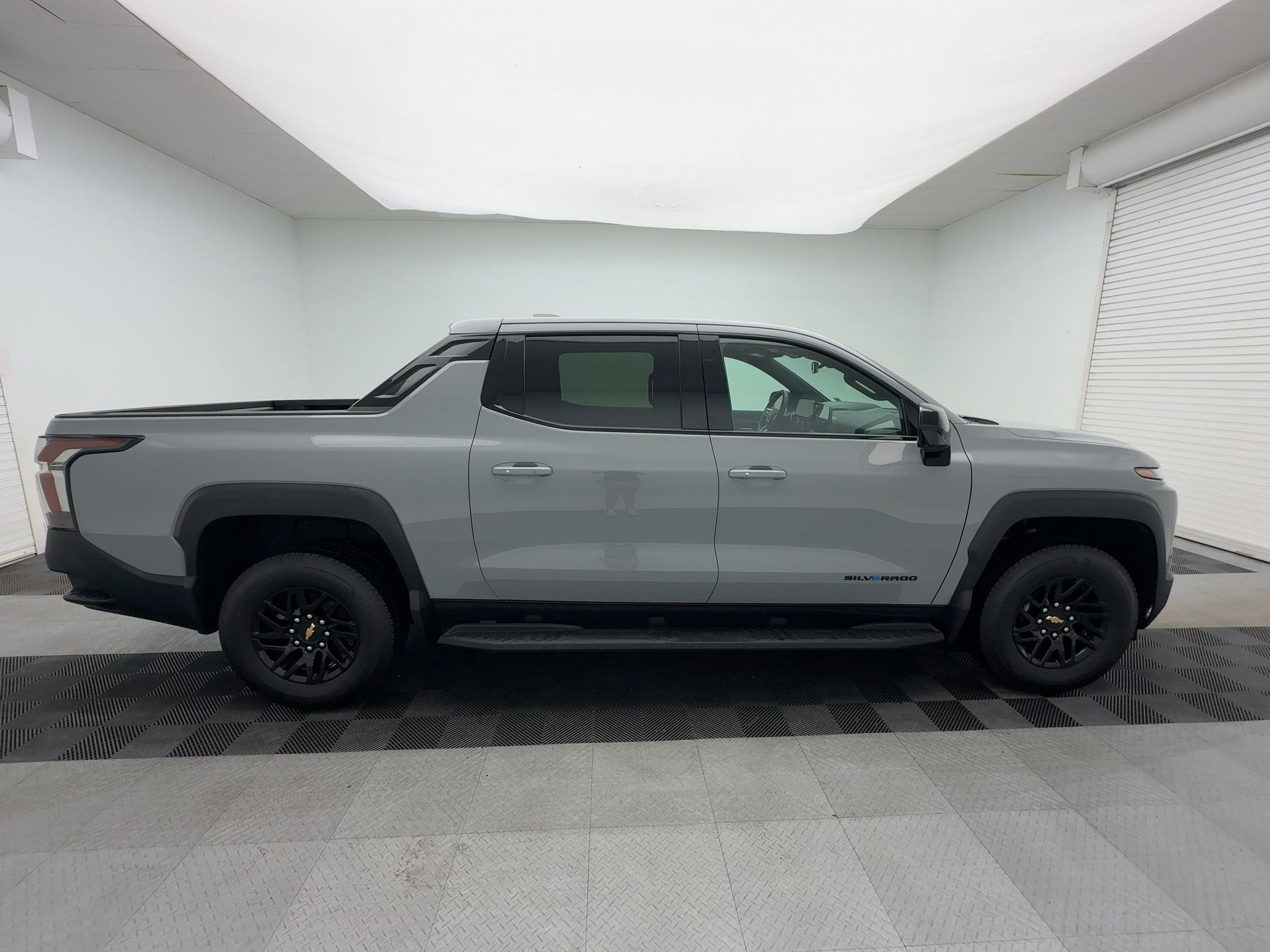 2026 Chevrolet Silverado EV LT - Photo 8