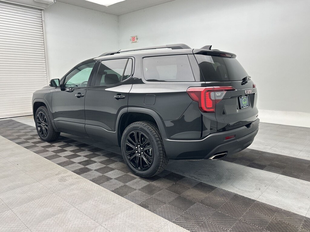 Used 2023 GMC Acadia SLE SUV