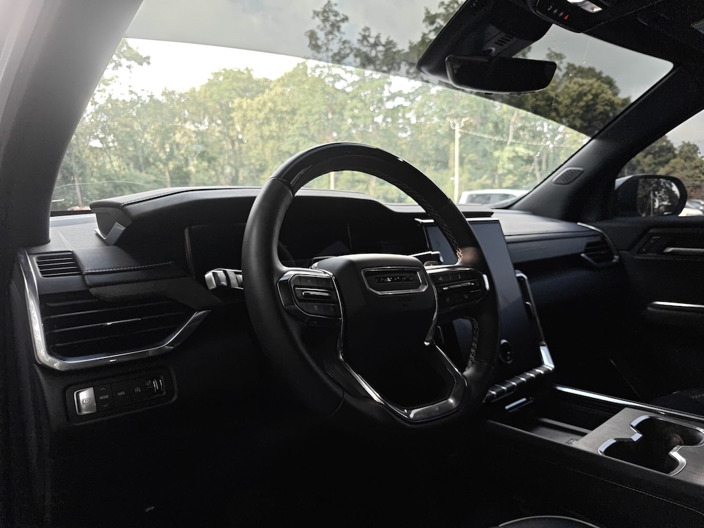 Used 2026 GMC Acadia Denali SUV