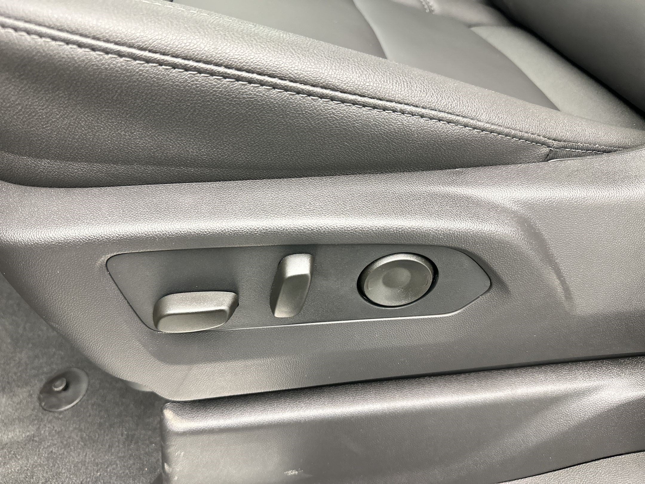 2026 Chevrolet Silverado 1500 LT Trail Boss - Photo 14