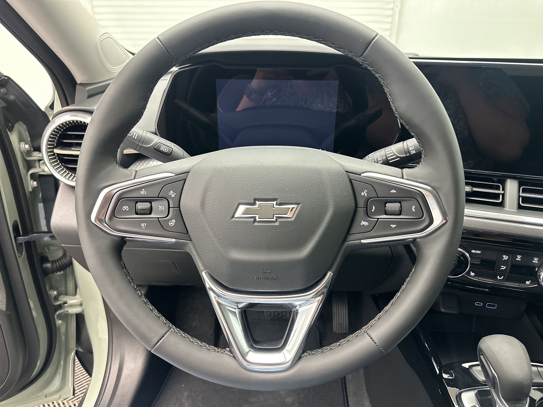 2026 Chevrolet Trax Activ - Photo 16