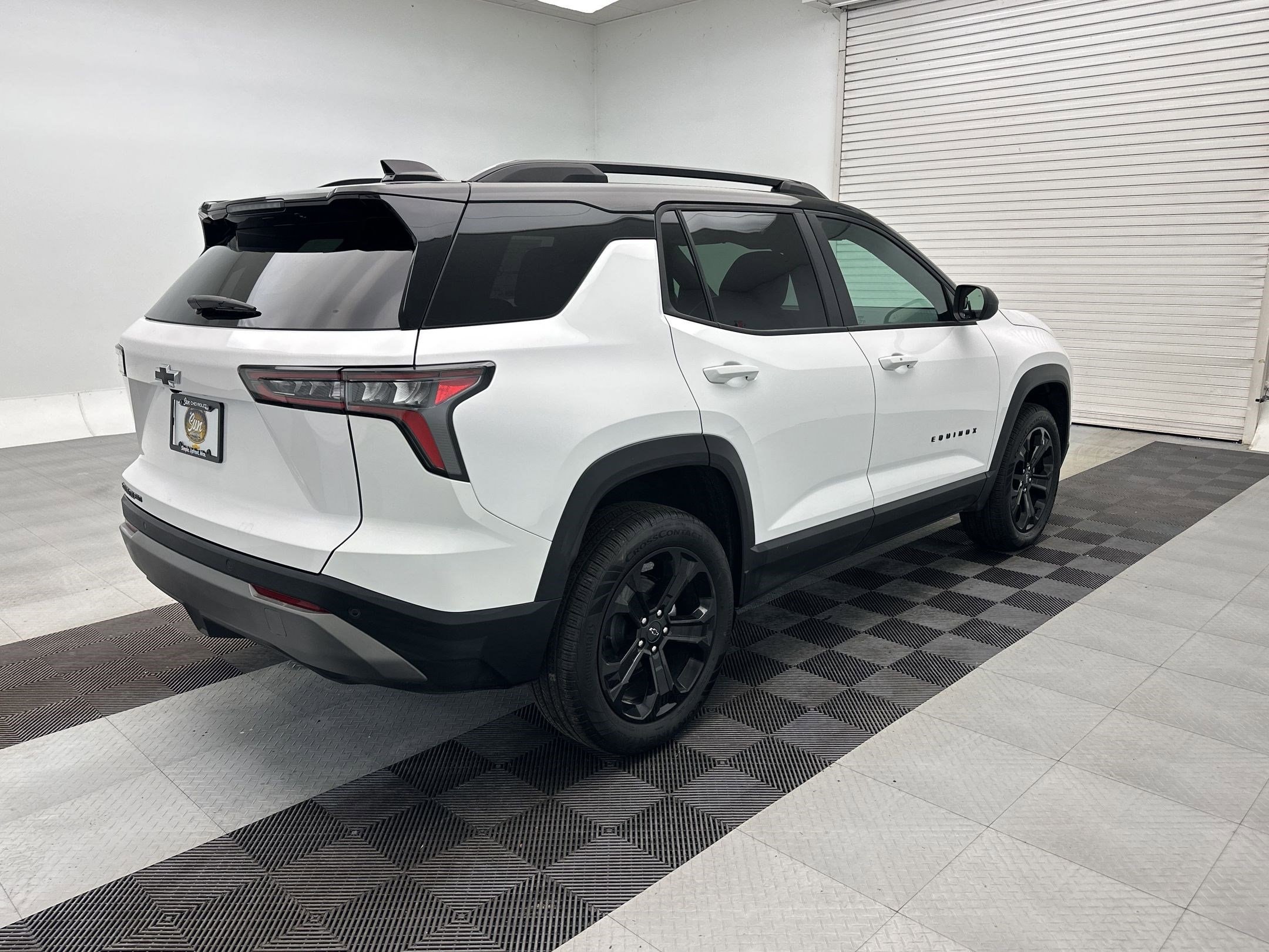 2026 Chevrolet Equinox LT - Photo 9