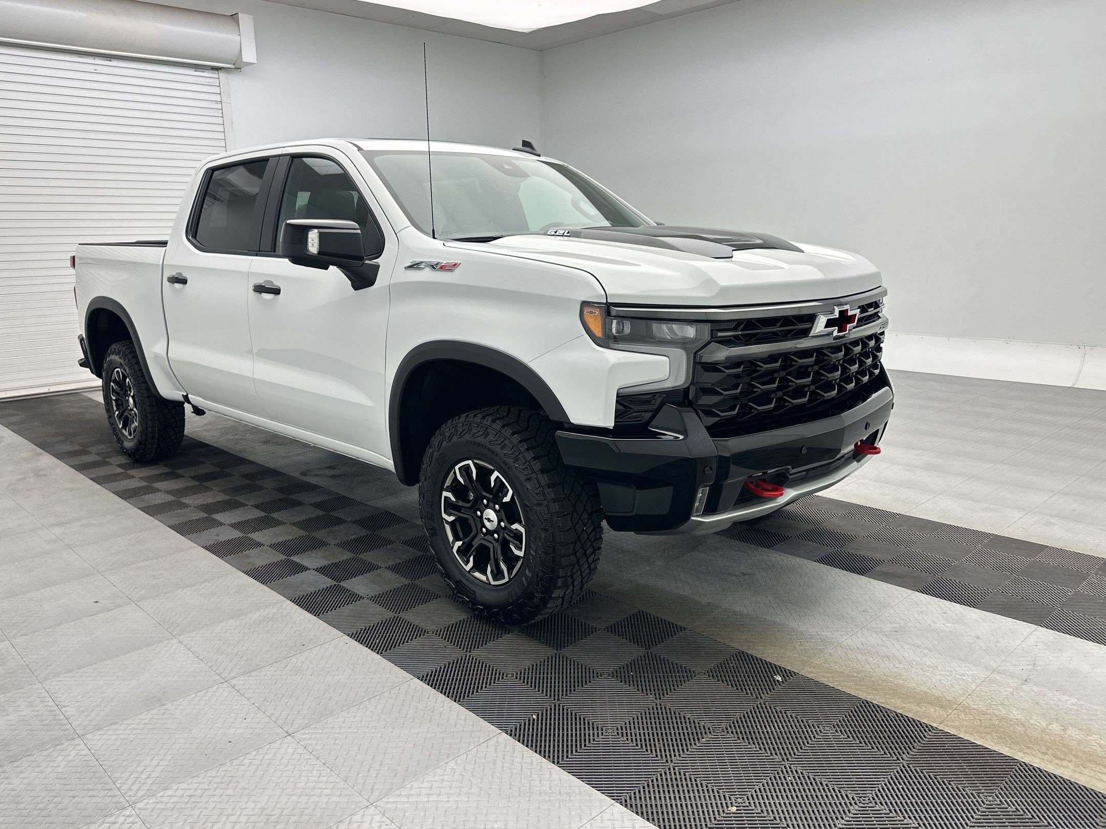 2026 Chevrolet Silverado 1500 ZR2 - Photo 7