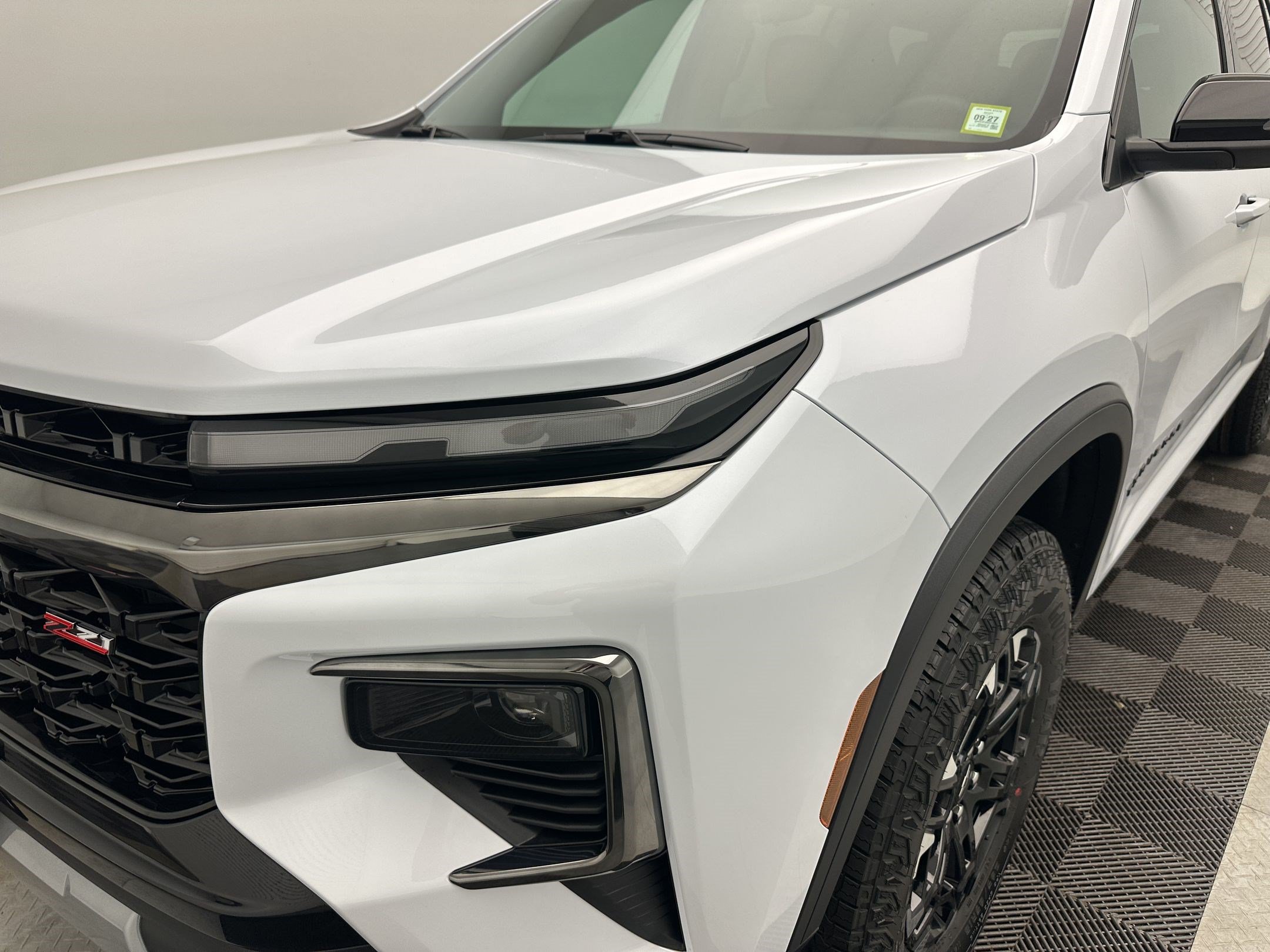 2027 Chevrolet Traverse Z71 - Photo 29