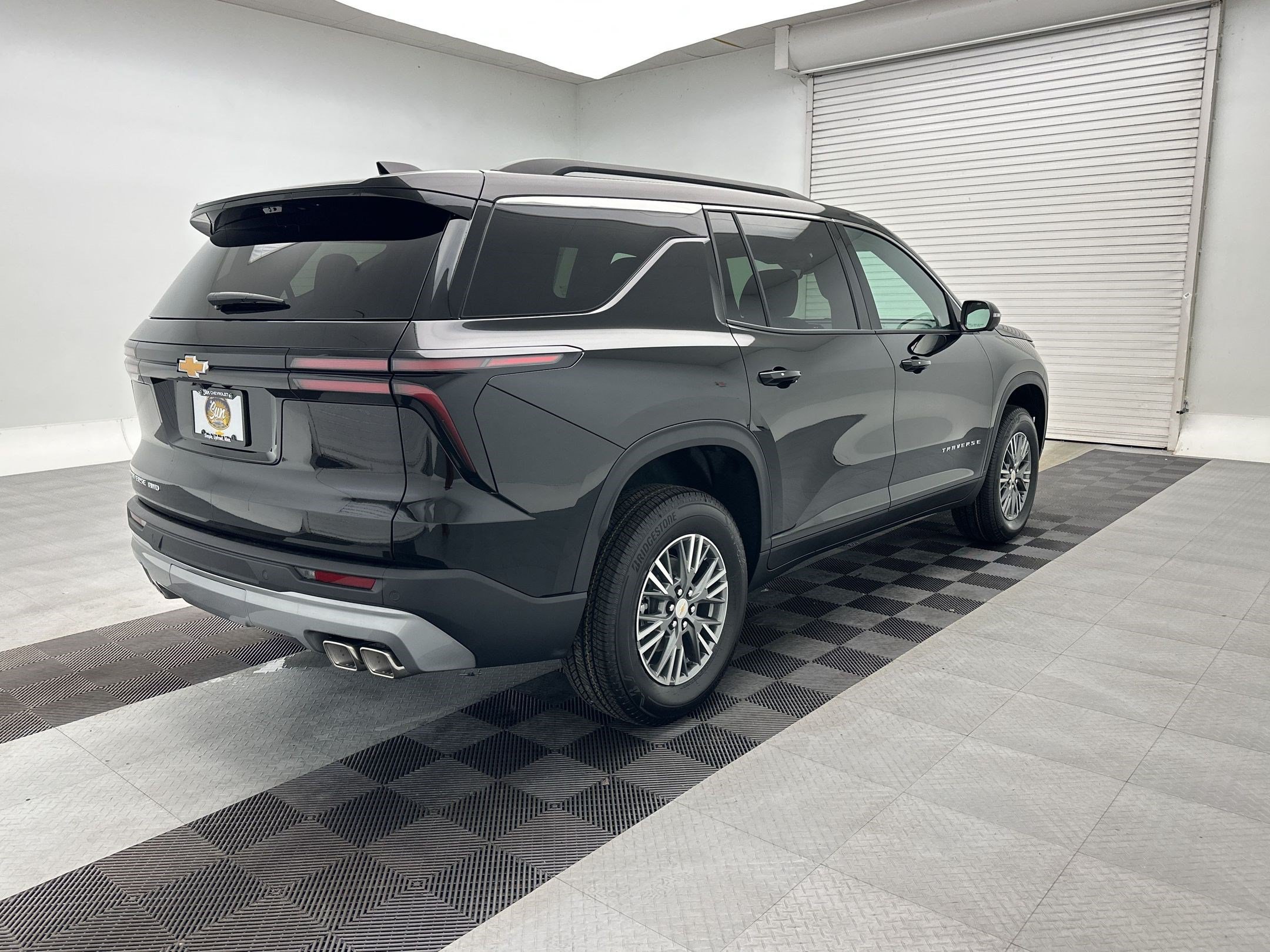 2026 Chevrolet Traverse LT - Photo 9
