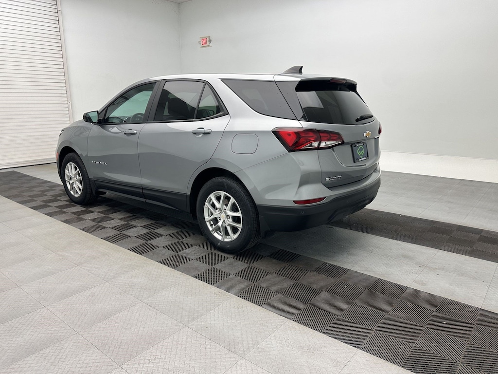 Used 2024 Chevrolet Equinox LS SUV