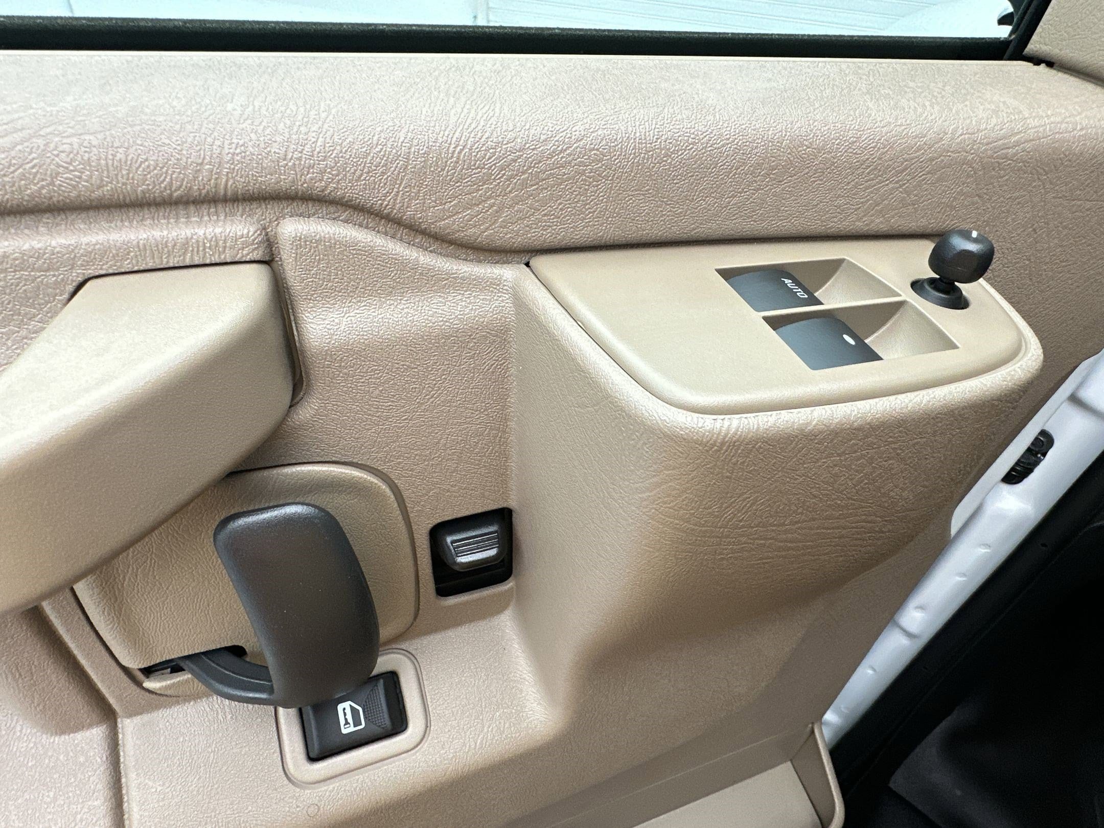 2026 Chevrolet Express Cargo Work Van - Photo 13