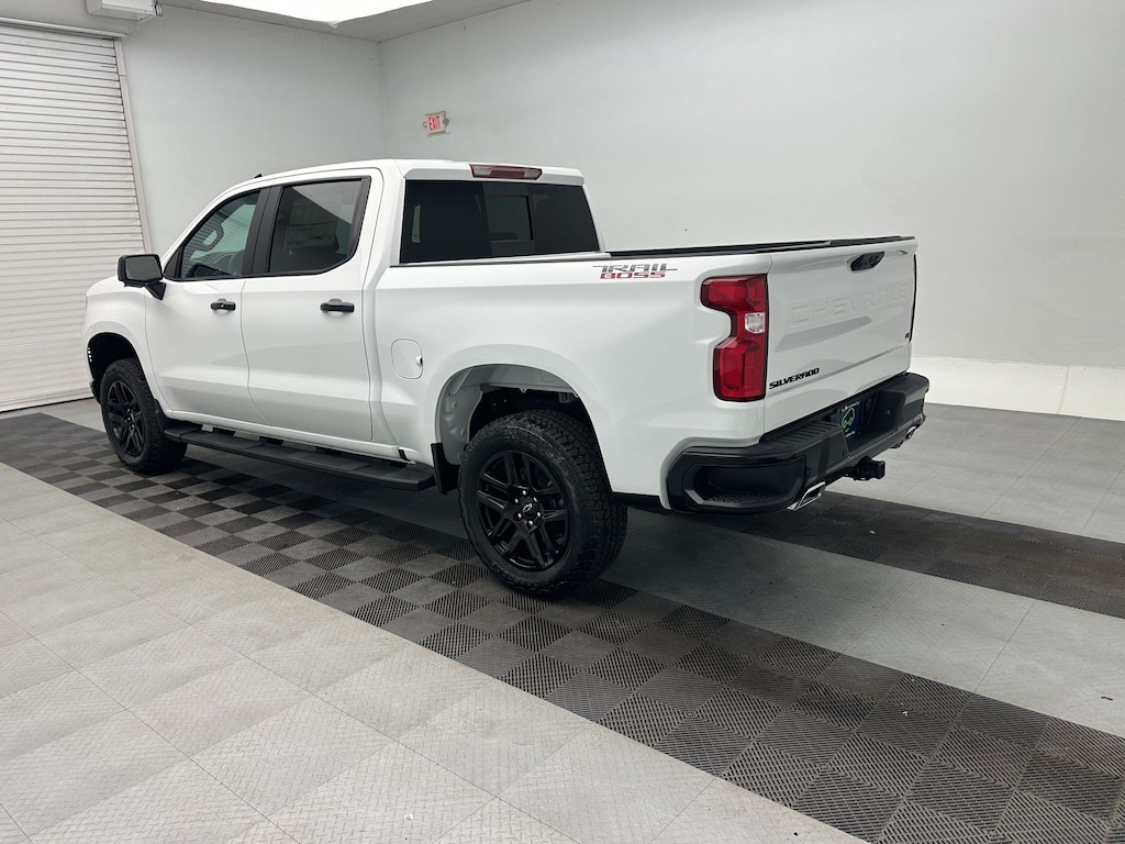 Used 2026 Chevrolet Silverado 1500 LT Trail Boss Truck Crew Cab