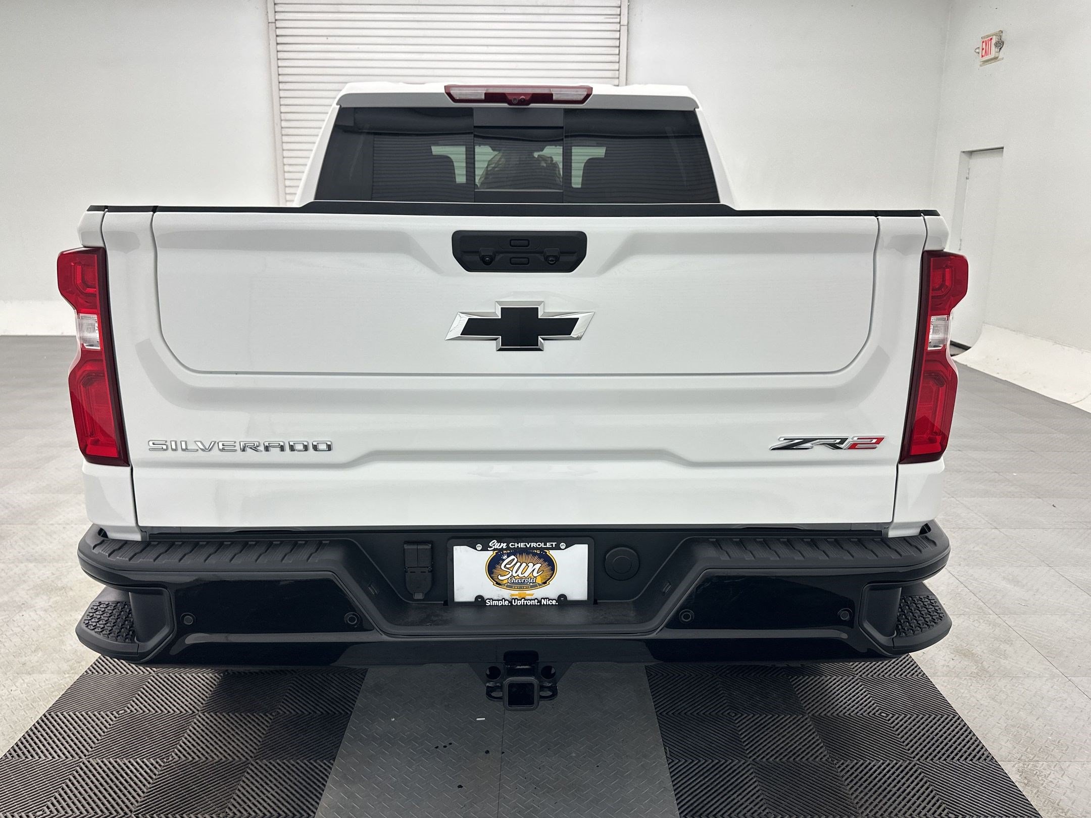 2026 Chevrolet Silverado 1500 ZR2 - Photo 10