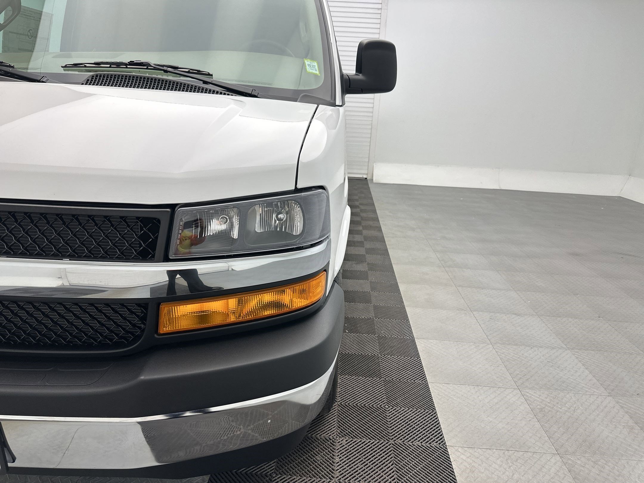 2026 Chevrolet Express Cargo Work Van - Photo 11