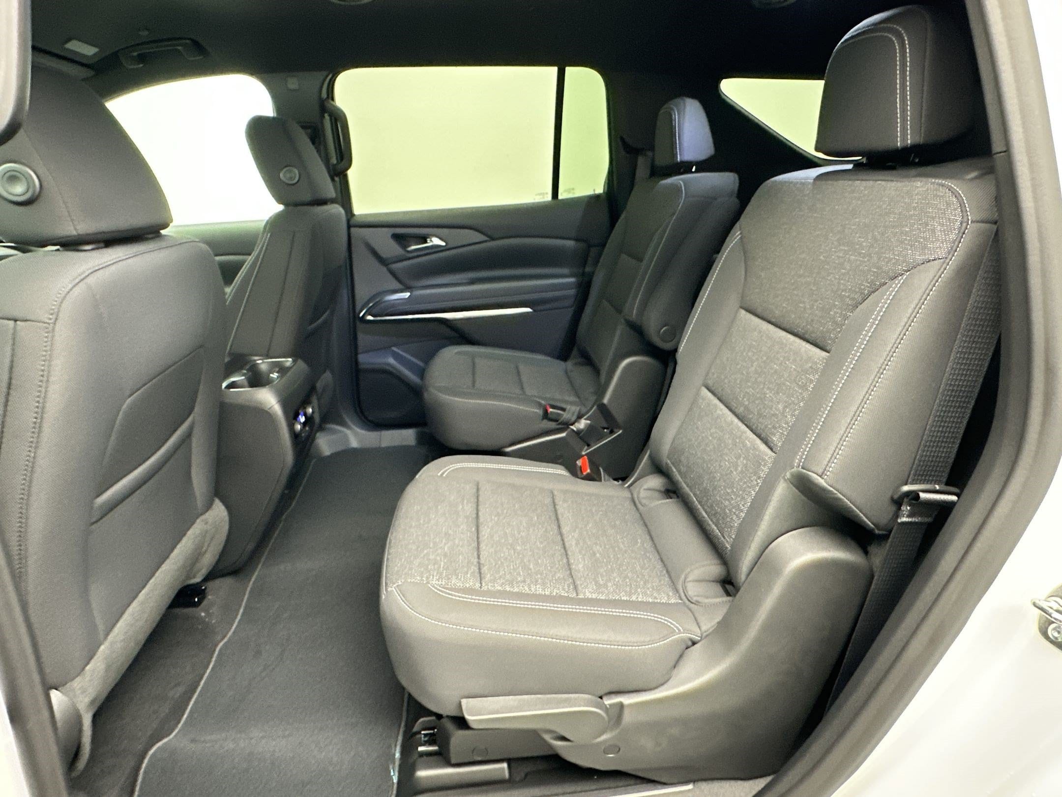 2026 Chevrolet Traverse LT - Photo 23