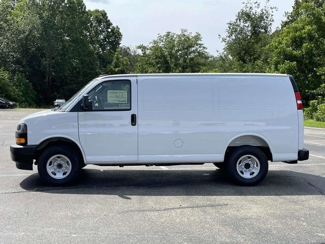 2025 Chevrolet Express Cargo Work Van - Photo 7