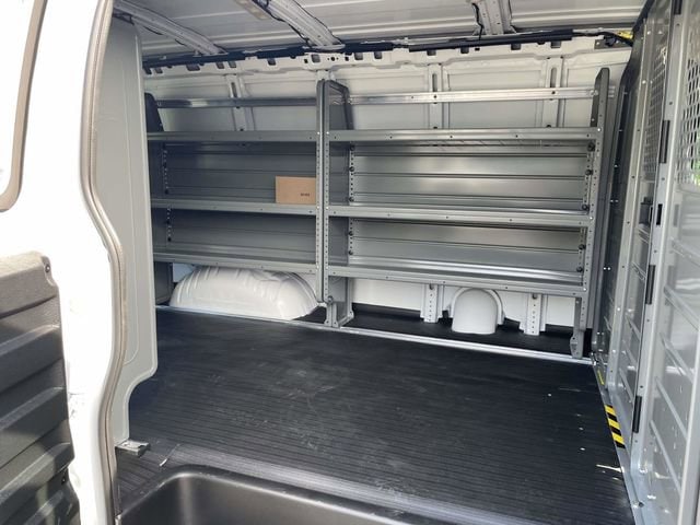 2025 Chevrolet Express Cargo Work Van - Photo 16