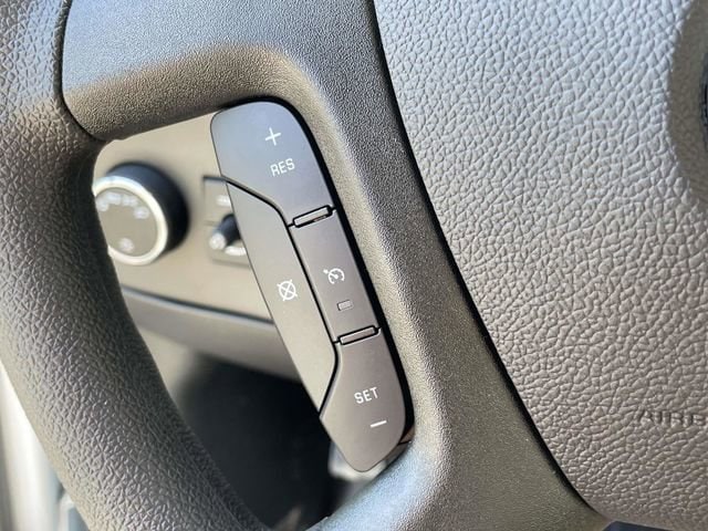 2025 Chevrolet Express Cargo Work Van - Photo 25