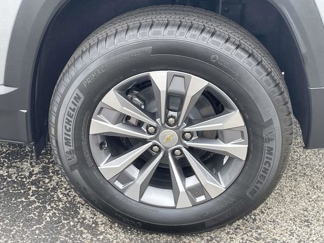2026 Chevrolet Equinox LT - Photo 11