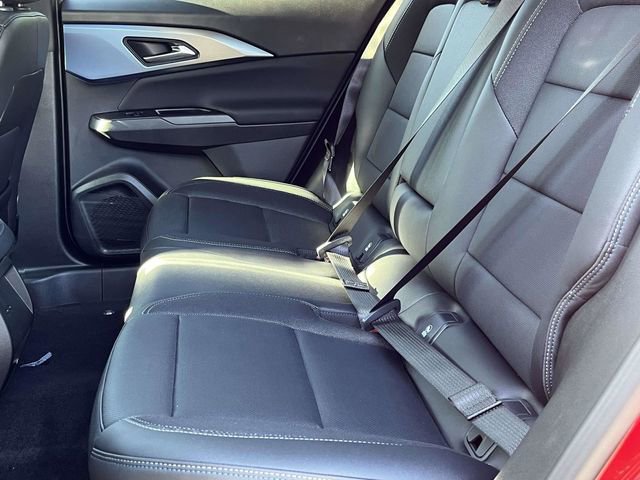 2025 Chevrolet Equinox EV LT - Photo 15