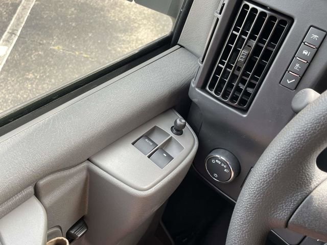 2025 Chevrolet Express Cargo Work Van - Photo 23