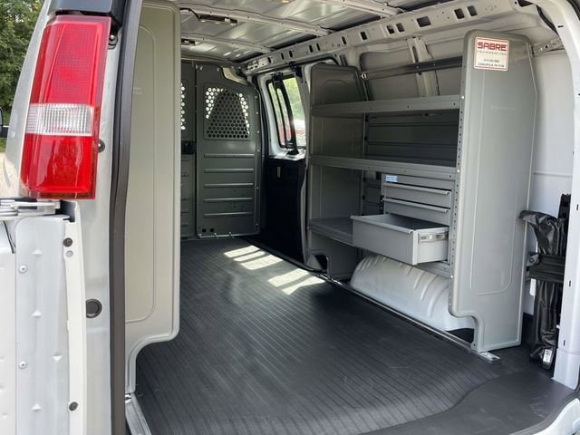 2025 Chevrolet Express Cargo Work Van - Photo 15