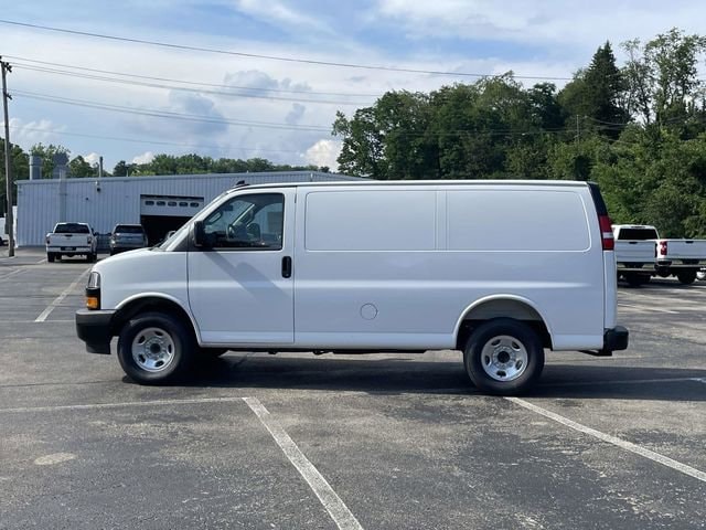 2025 Chevrolet Express Cargo Work Van - Photo 7